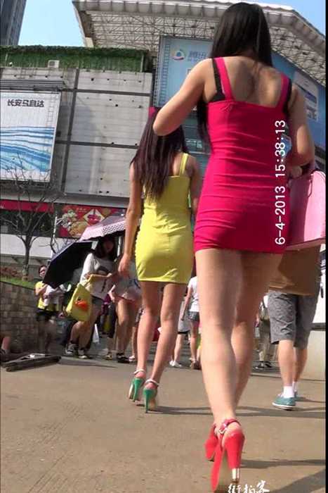 [街拍客视频]jx0338 红色包臀裙+1